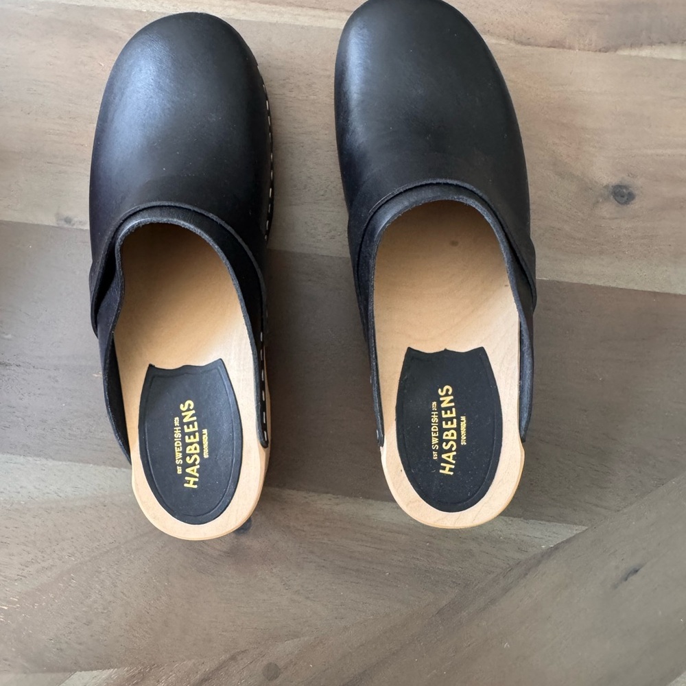 Swedish Hasbeens Classic Black Leather Mules